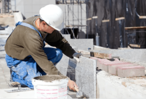 BTP_COVID19 Homme batiment travaux